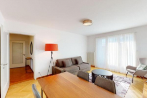 Sunny and quiet 1BR flat city center - Parkview 5